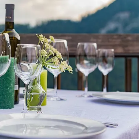 Semesterbostad Chasa Staila Vna