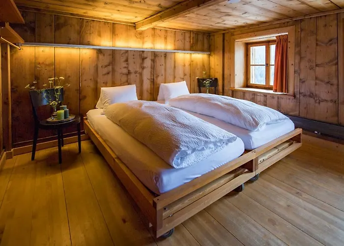 Chasa Staila Ferienhaus *