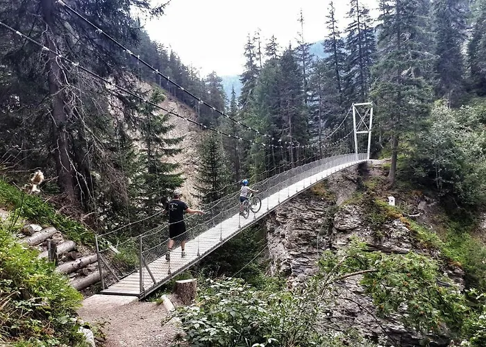 Chasa Staila Ferienhaus *